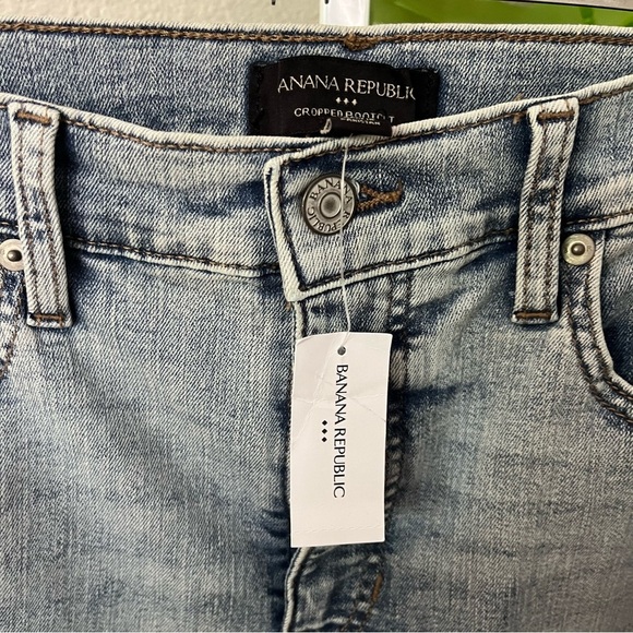 π Banana Republic Light Wash Cropped Bootcut Jeans Sz 28/6 | NWT Modern Denim - Picture 3 of 6